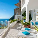 Guest house Casa Fioravante 4*